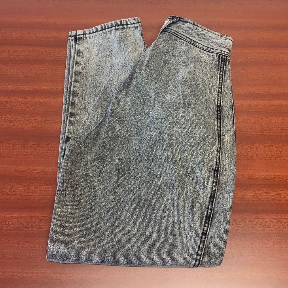 Boniour Acid Wash High-Rise 80’s